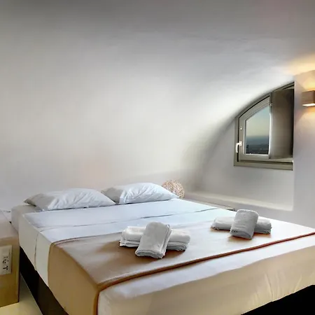 Cycladic House In Finikia *