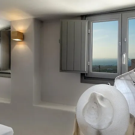 Cycladic House In Finikia