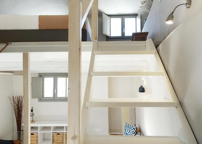 Cycladic House In Finikia * Oia